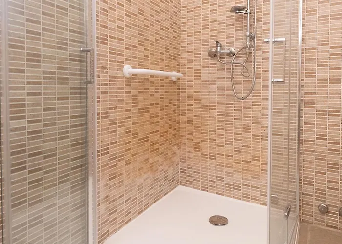 فندق مبيت وإفطار Serenity 4*