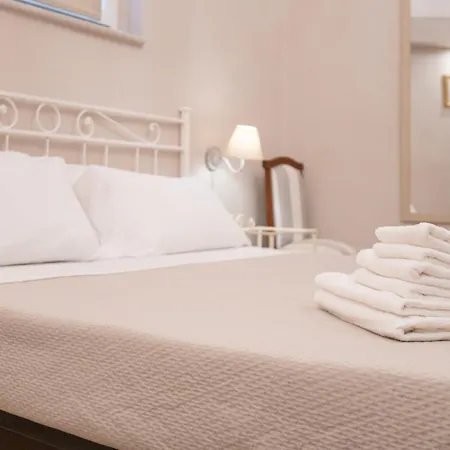 Serenity Bed & Breakfast 4*